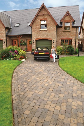 TOBERMORE 50MM PAVING TEGULA TRIO BRACKEN